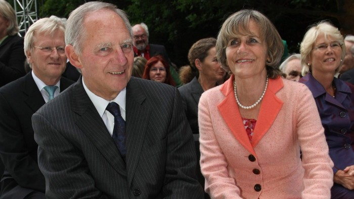 Schäuble with his wife Ingeborg in 2009